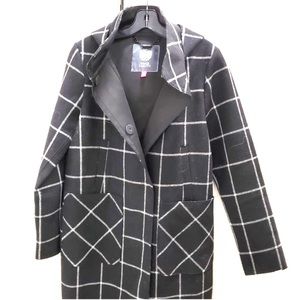 Vince Camuto M black whit plaid hooded coat